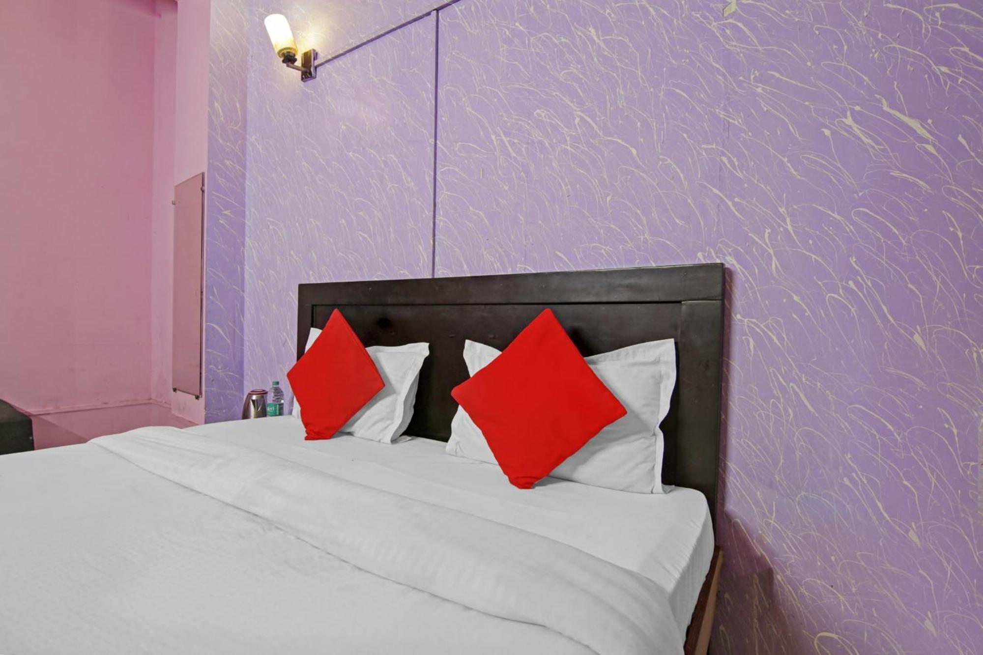 Hotel O Glorious Stayz Noida Exteriér fotografie
