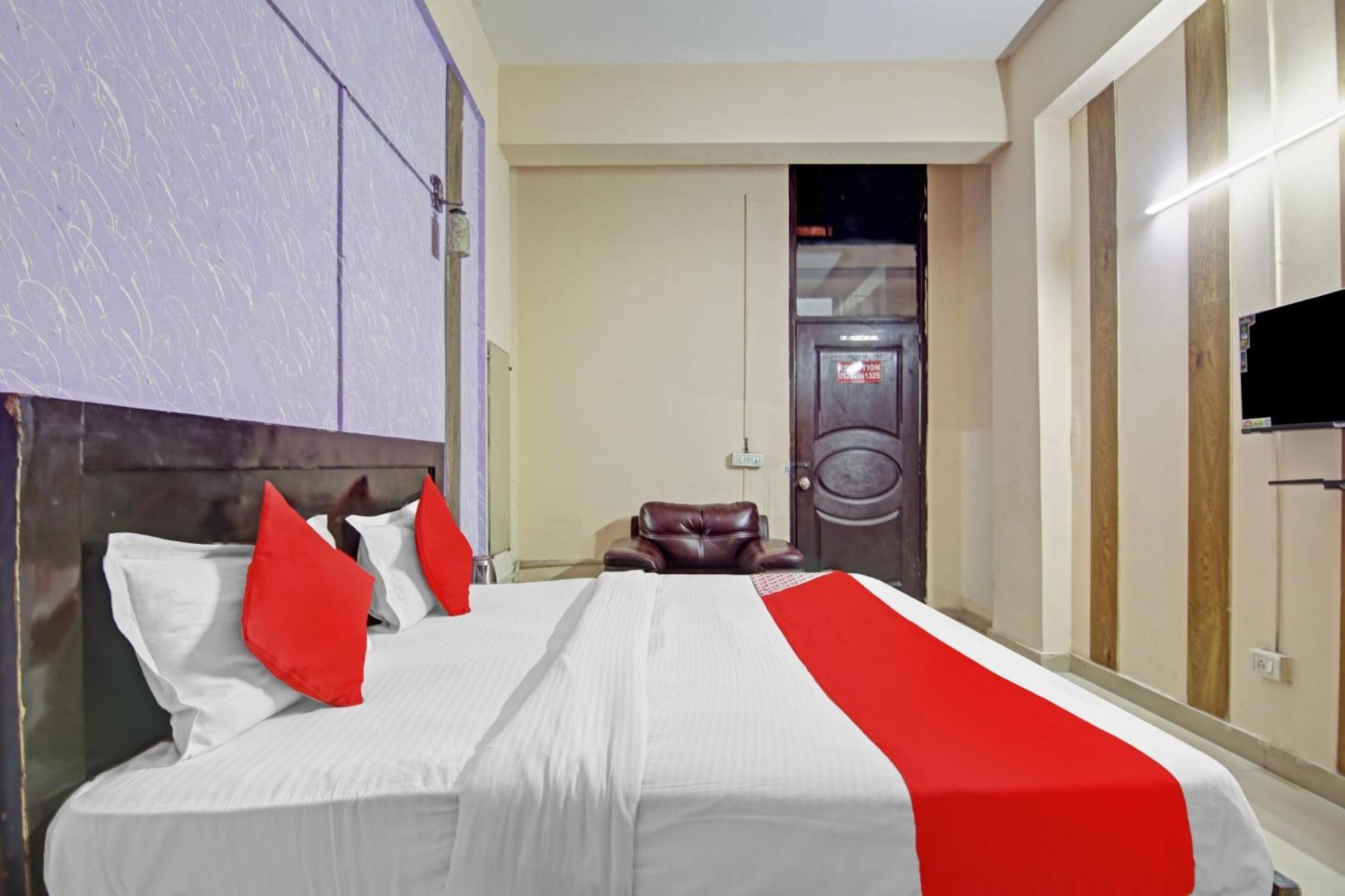 Hotel O Glorious Stayz Noida Exteriér fotografie