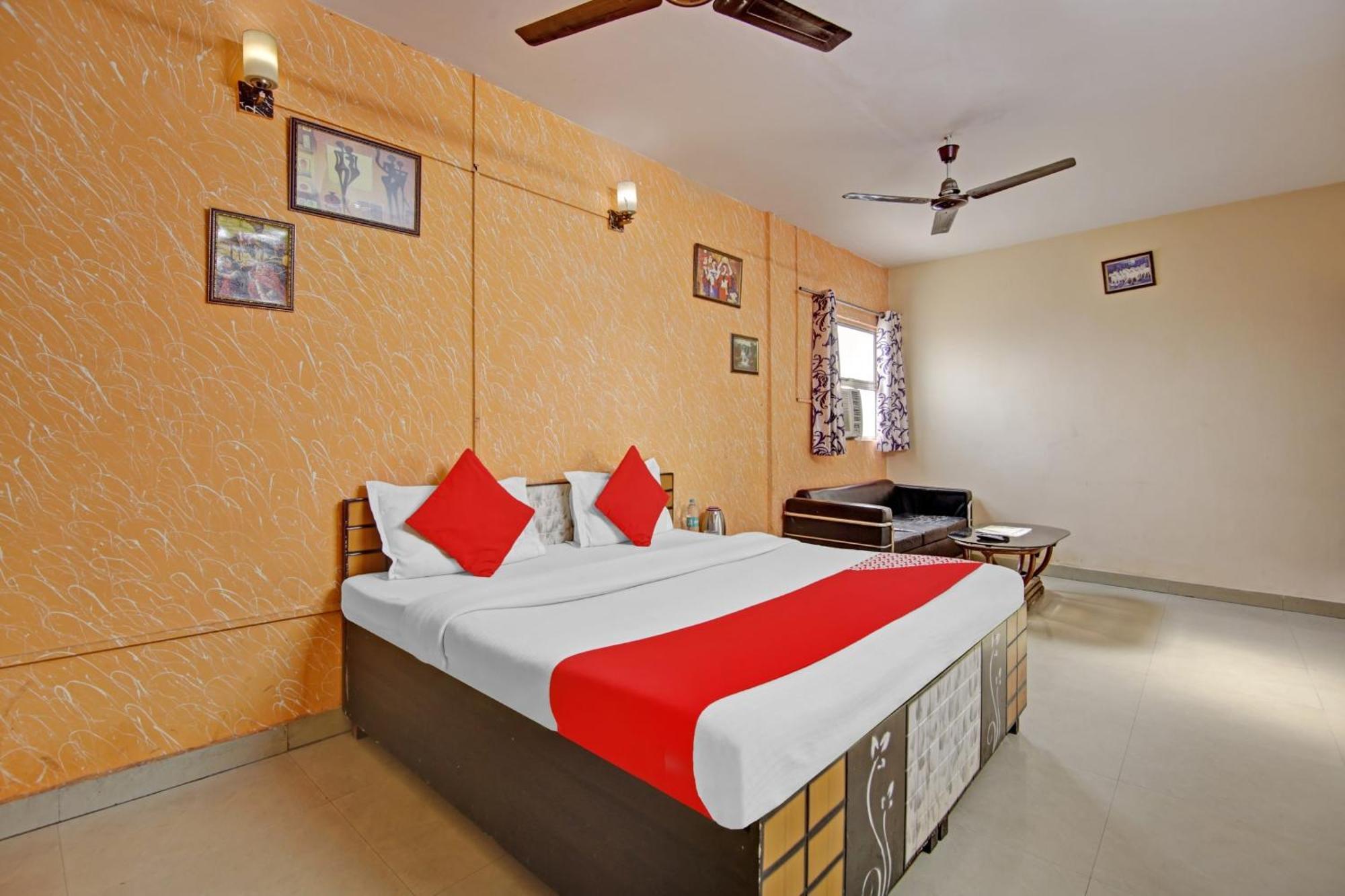 Hotel O Glorious Stayz Noida Exteriér fotografie